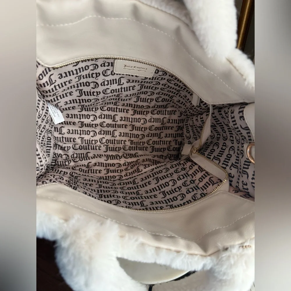 Juicy Couture Cream White Faux Fur Tote Bag Crossbody - Picture 9 of 9